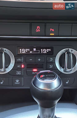 Внедорожник / Кроссовер Audi Q3 2012 в 
