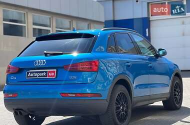 Внедорожник / Кроссовер Audi Q3 2017 в 