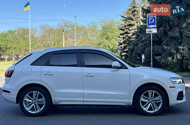 Внедорожник / Кроссовер Audi Q3 2017 в 