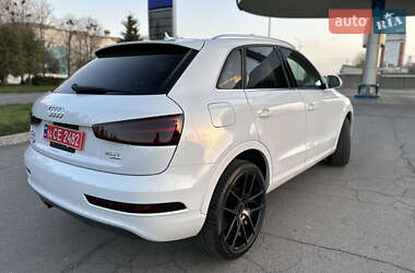 Внедорожник / Кроссовер Audi Q3 2015 в 