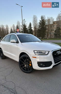 Внедорожник / Кроссовер Audi Q3 2015 в 