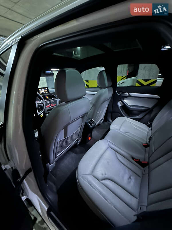 Внедорожник / Кроссовер Audi Q3 2017 в Тернополе