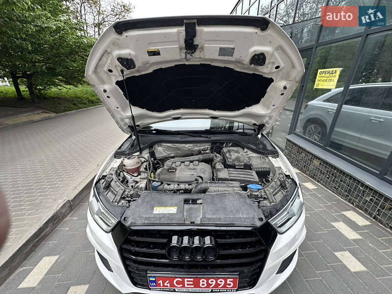 Внедорожник / Кроссовер Audi Q3 2017 в Тернополе