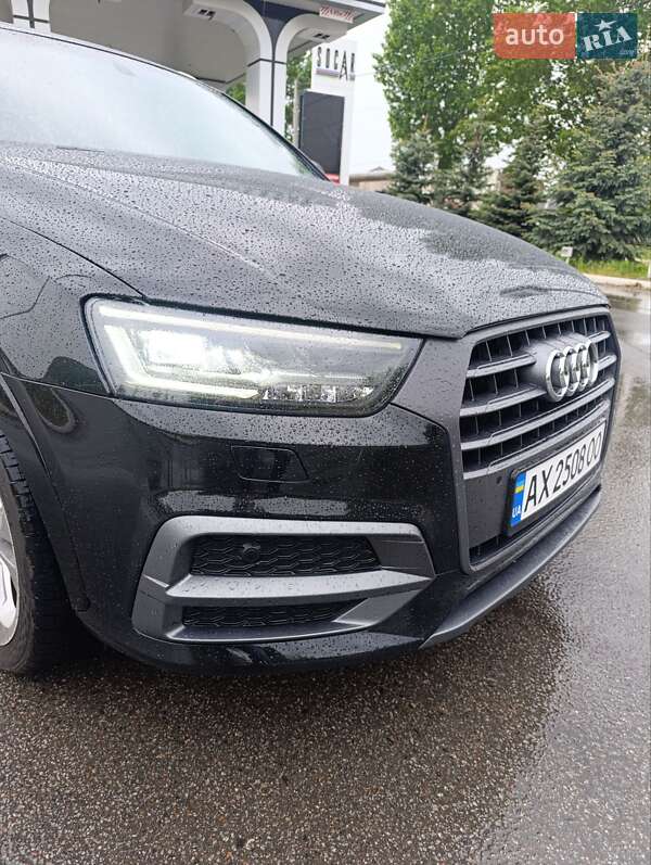 Внедорожник / Кроссовер Audi Q3 2016 в Харькове