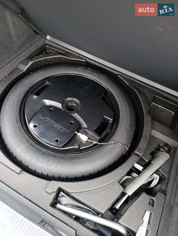 Внедорожник / Кроссовер Audi Q3 2016 в Харькове