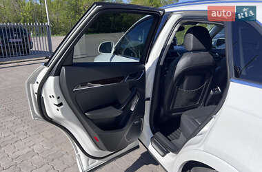 Внедорожник / Кроссовер Audi Q3 2015 в 