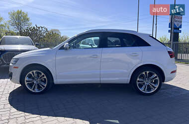 Внедорожник / Кроссовер Audi Q3 2015 в 