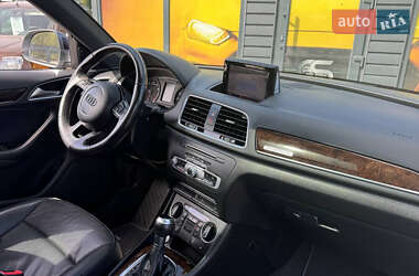 Внедорожник / Кроссовер Audi Q3 2016 в 