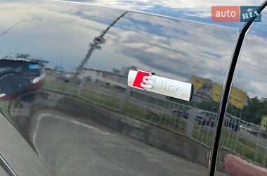 Внедорожник / Кроссовер Audi Q3 2024 в 