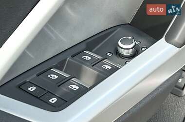 Внедорожник / Кроссовер Audi Q3 2024 в 