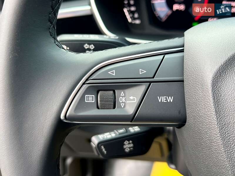 Внедорожник / Кроссовер Audi Q3 2024 в Киеве