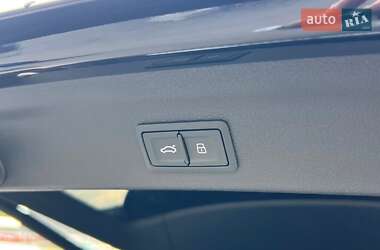 Внедорожник / Кроссовер Audi Q3 2024 в 
