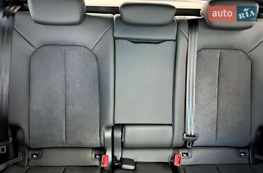 Внедорожник / Кроссовер Audi Q3 2024 в 