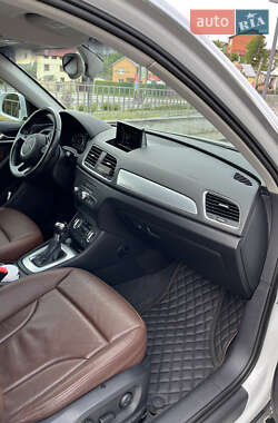 Внедорожник / Кроссовер Audi Q3 2014 в 
