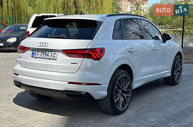 Внедорожник / Кроссовер Audi Q3 2019 в 