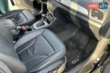 Внедорожник / Кроссовер Audi Q3 2016 в 