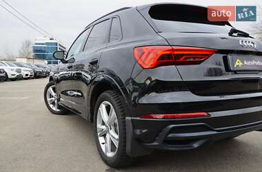 Внедорожник / Кроссовер Audi Q3 2019 в 