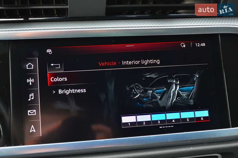 Внедорожник / Кроссовер Audi Q3 2019 в Киеве