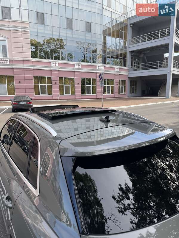 Позашляховик / Кросовер Audi Q3 2020 в Одесі