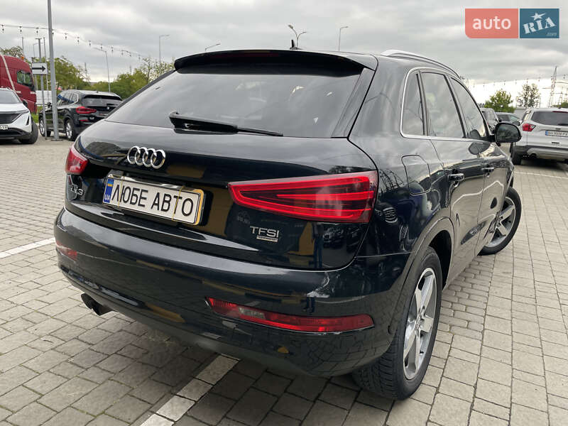 Внедорожник / Кроссовер Audi Q3 2014 в Львове