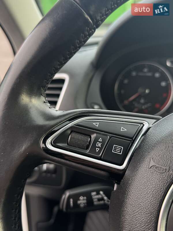 Позашляховик / Кросовер Audi Q3 2015 в Радивиліві