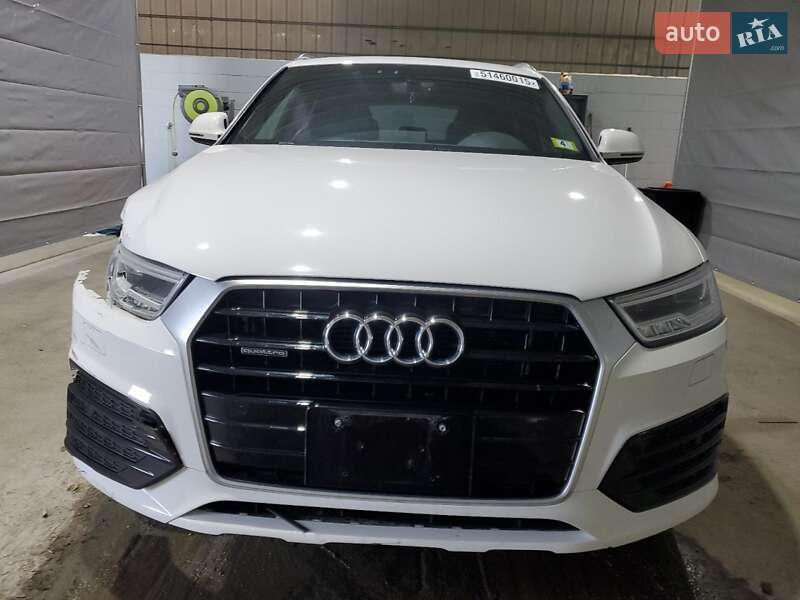Внедорожник / Кроссовер Audi Q3 2015 в Львове