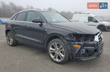 Внедорожник / Кроссовер Audi Q3 2016 в 