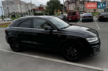 Позашляховик / Кросовер Audi Q3 2015 в 