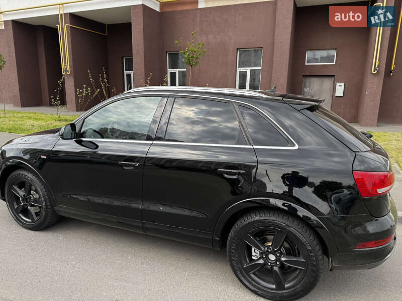 Позашляховик / Кросовер Audi Q3 2015 в Києві