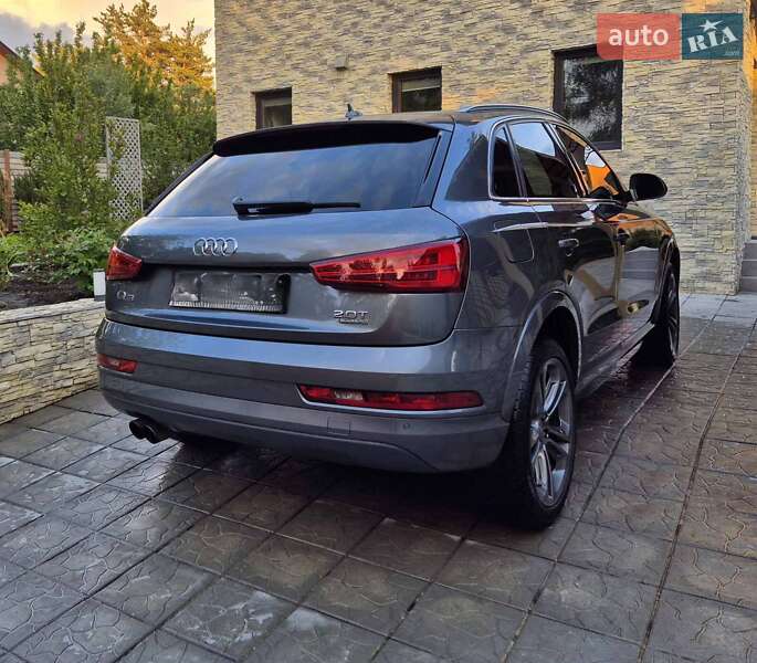 Внедорожник / Кроссовер Audi Q3 2016 в Киеве
