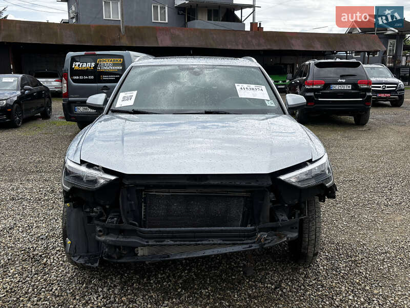 Внедорожник / Кроссовер Audi Q3 2019 в Стрые