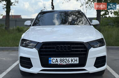 Внедорожник / Кроссовер Audi Q3 2017 в 