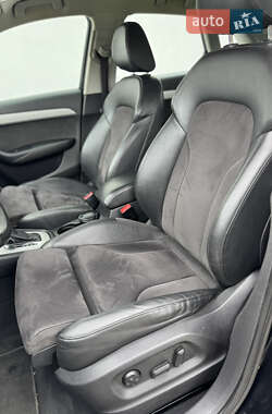 Внедорожник / Кроссовер Audi Q3 2013 в 