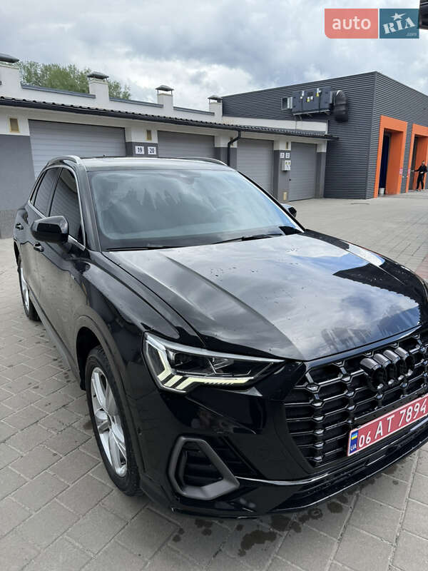 Внедорожник / Кроссовер Audi Q3 2022 в Житомире фото 14 Внедорожник / Кроссовер Audi Q3 2022 в Житомире