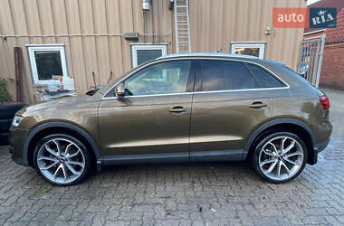 Внедорожник / Кроссовер Audi Q3 2012 в 