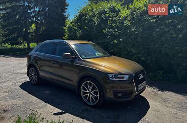 Внедорожник / Кроссовер Audi Q3 2012 в 