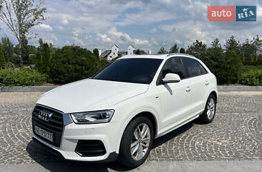 Внедорожник / Кроссовер Audi Q3 2017 в 
