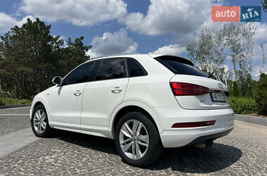 Внедорожник / Кроссовер Audi Q3 2017 в 