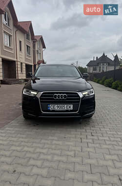 Внедорожник / Кроссовер Audi Q3 2016 в 