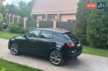 Внедорожник / Кроссовер Audi Q3 2017 в 