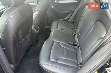 Внедорожник / Кроссовер Audi Q3 2017 в 