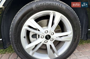 Внедорожник / Кроссовер Audi Q3 2023 в 