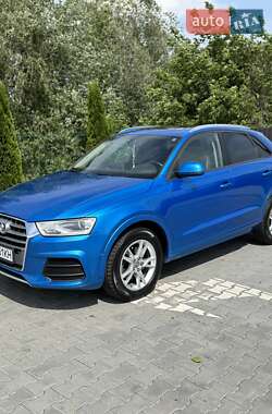 Внедорожник / Кроссовер Audi Q3 2016 в 