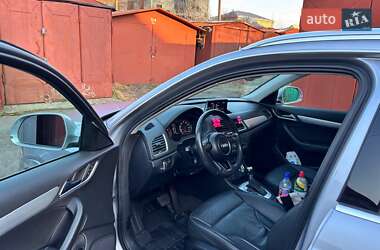 Внедорожник / Кроссовер Audi Q3 2014 в 