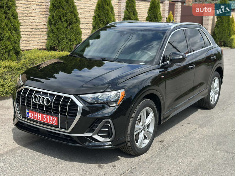 Позашляховик / Кросовер Audi Q3 2019 в Вінниці