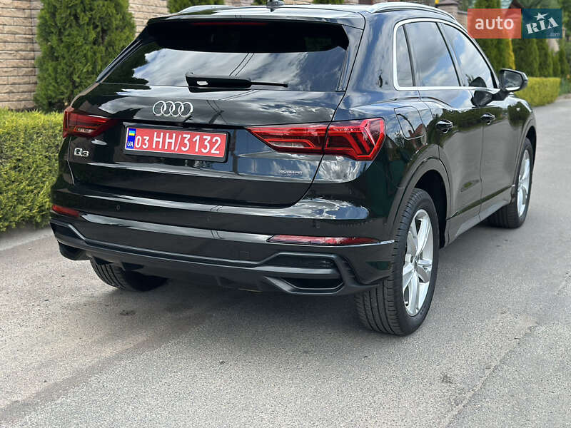 Позашляховик / Кросовер Audi Q3 2019 в Вінниці