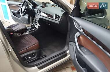 Внедорожник / Кроссовер Audi Q3 2016 в 