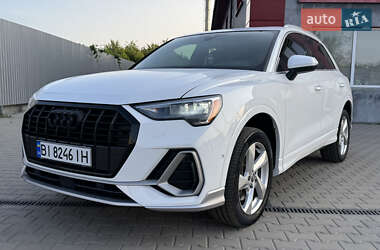 Внедорожник / Кроссовер Audi Q3 2019 в 