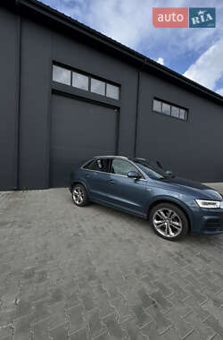 Внедорожник / Кроссовер Audi Q3 2015 в 