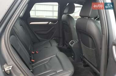 Внедорожник / Кроссовер Audi Q3 2015 в 